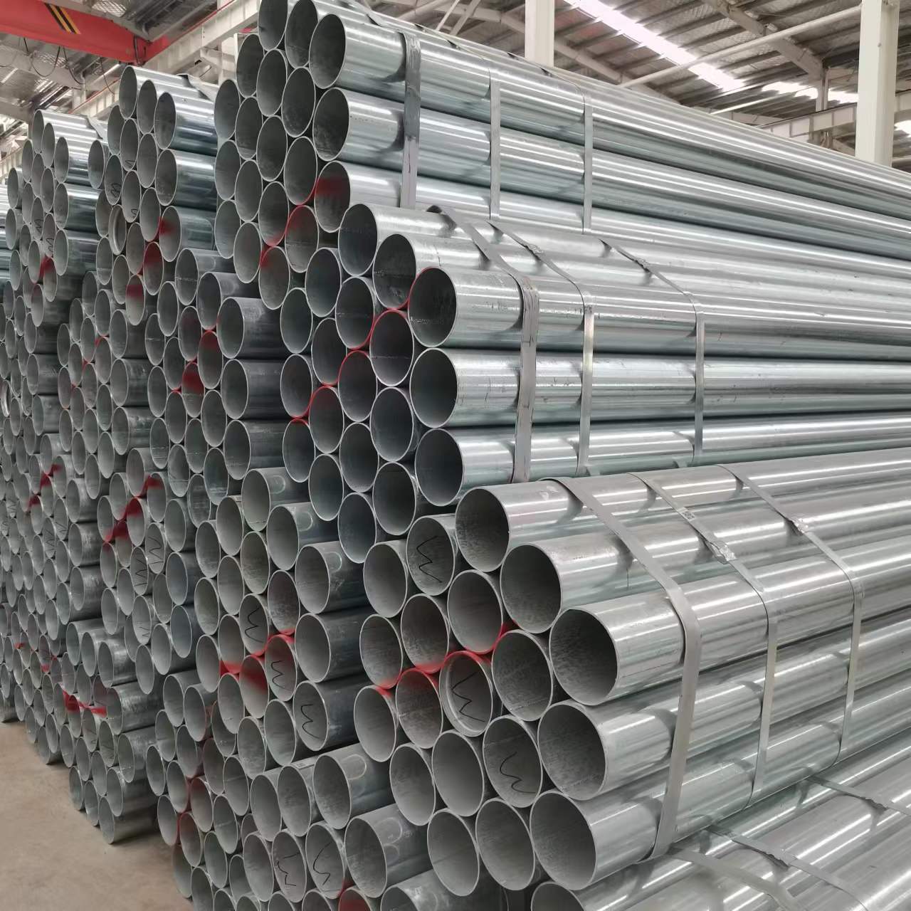新鄉鍍鋅鋼管管件價格,國標加厚熱鍍鋅鋼管供應商